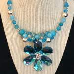 Turquoise Memory Wire Necklace with Floral Pendant 